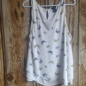 Plus size women's double layer flowy tank